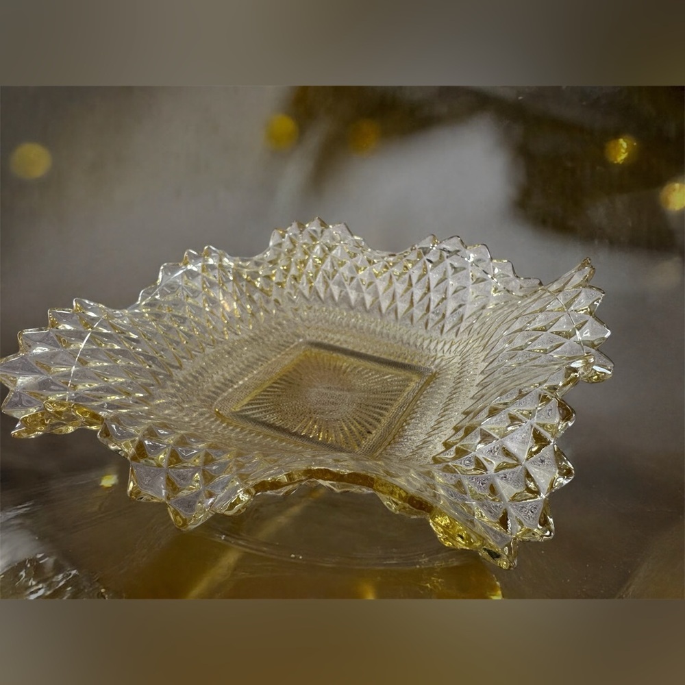 Vintage Federal Glass Ruffled Edge Square Candy Dish Diamond Cut 6 3/4” Amber - Picture 4 of 4